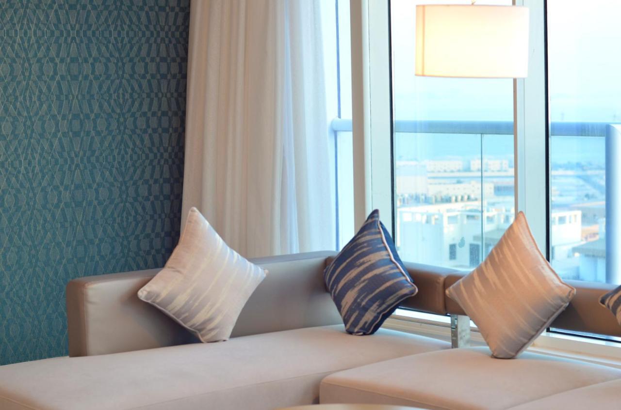 The Lodge Suites Манама Екстер'єр фото