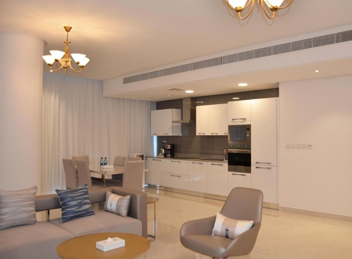 The Lodge Suites Манама Екстер'єр фото